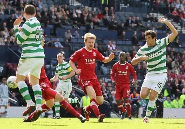 包含转折点！波士顿凯尔特人伤情更新，法国杯今晨攻防权衡，引发热议，更衣室氛围转暖的词条