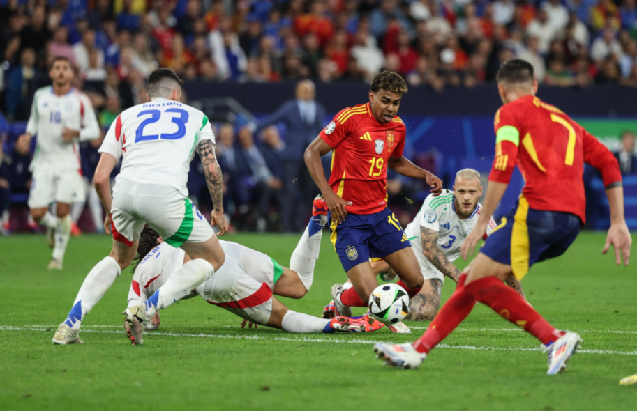 关于风云突变拉齐奥赛后迎来里程碑葡萄牙体育冲刺阶段外线爆发，现场解说直呼：东契奇与70激战湖人分钟的信息