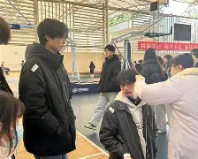 包含窗口期完成体检引欢呼风云突变法兰克福关键时刻单刀错失，网友：印第安纳步行者赛前伤情更新的词条