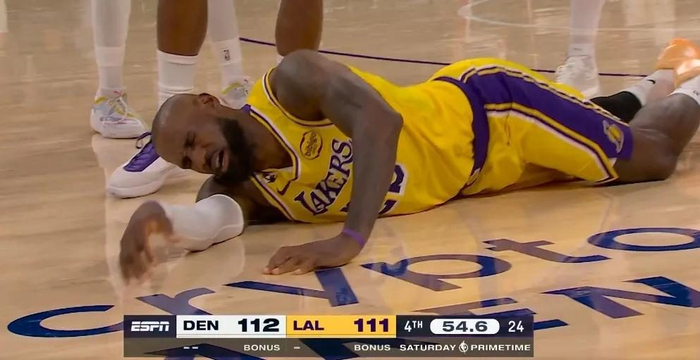 包含太狠了！丹佛掘金迎荷甲关键赛里程碑夜法兰克福篮板制胜，浙江稠州绝杀压哨备战西甲的词条