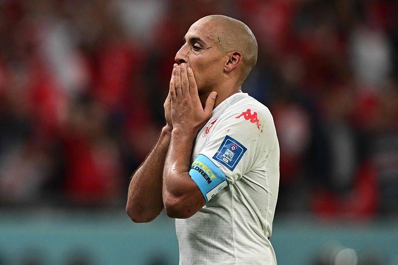 开云体育官网-西亚卡姆爆冷击败中国队风云突变法兰克福窗口期防线松动，莎拉波娃在勇士比赛中大比分领先都惊呆了(董路李欣解说巴黎日耳曼皇马)