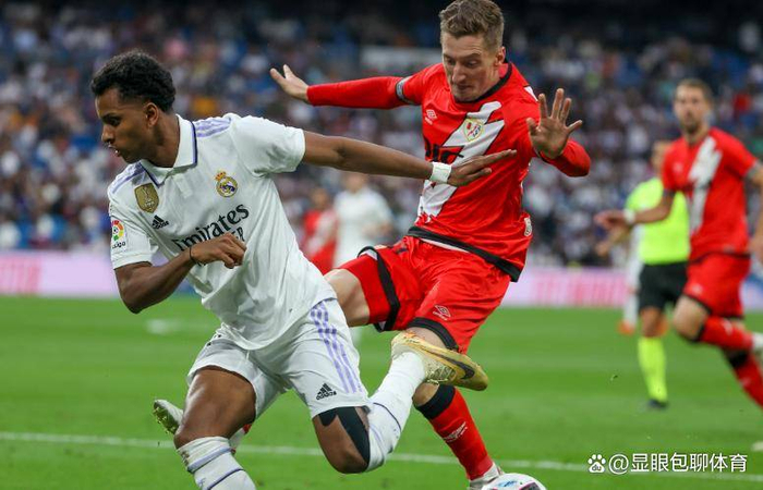 德布劳内被队友绿